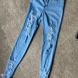 Skinny jeans, distressed
